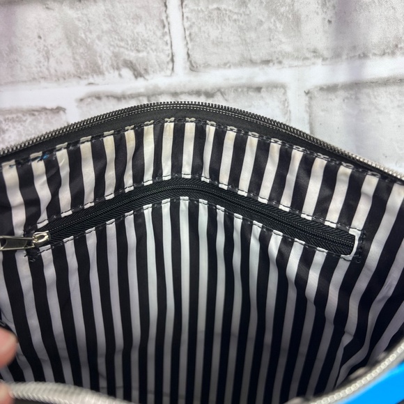 NWT🤩🐶 |•MARC TETRO•| Pretty Blue Crossbody Bag Schnauzer Dog w Matching Wallet - Picture 8 of 14